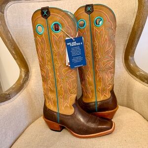 New w tags- Twisted X Ladies 16" Buckaroo Rustic Brown/Peach Western Boots. 7.5